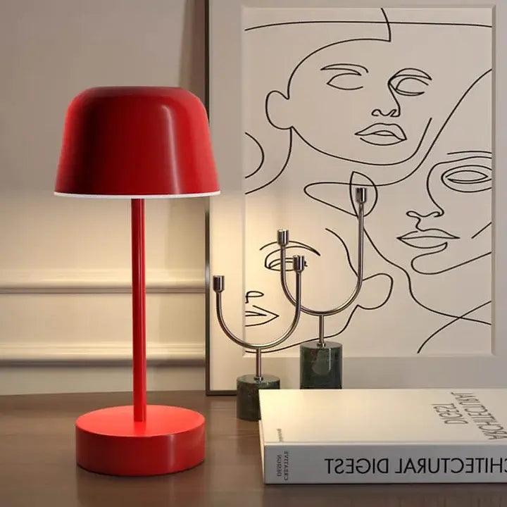 IlluCore - Modern Table Lamp