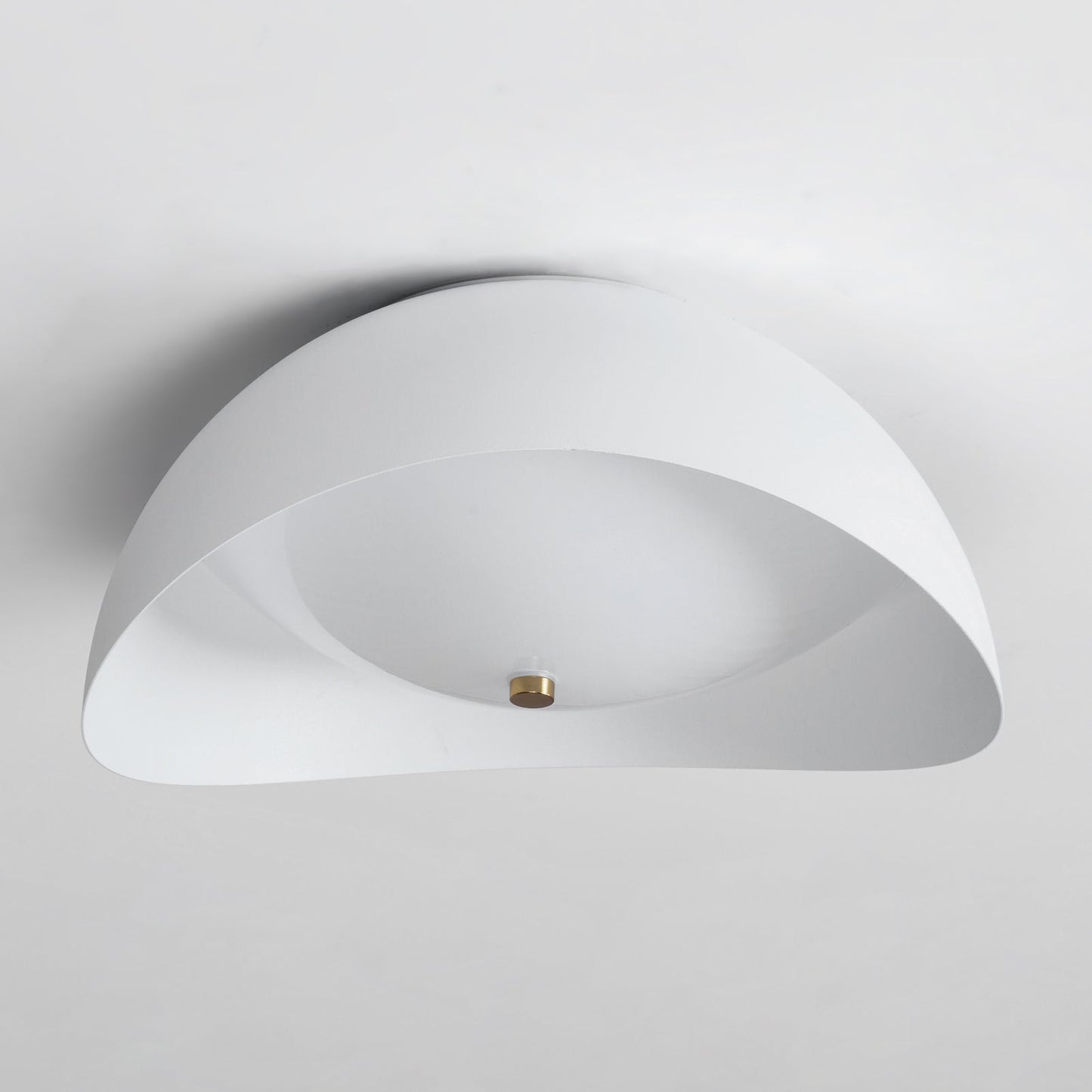 HaloLuxe - Elegant LED taklampe med tidløs sirkulær design