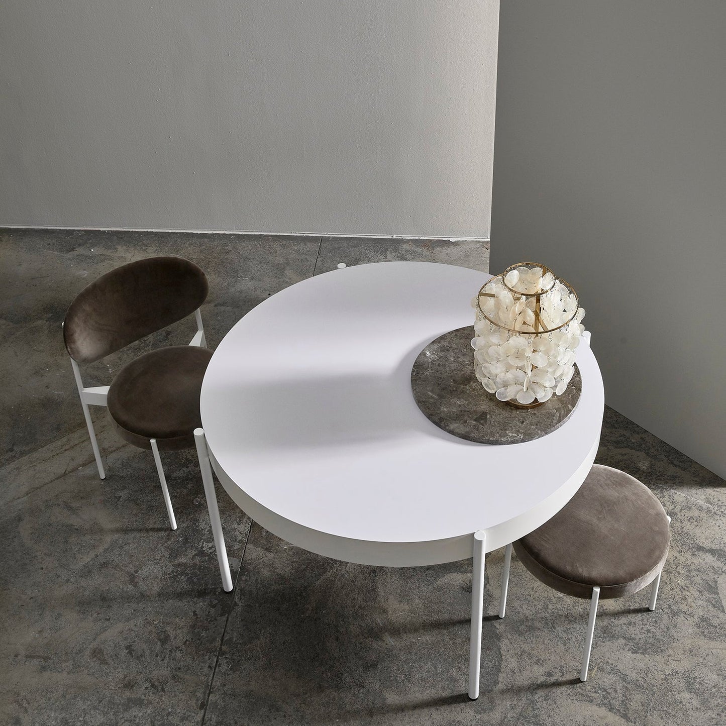 SeashellLuxe - Table Lamp with Elegant Shell Design and Cosy Lighting