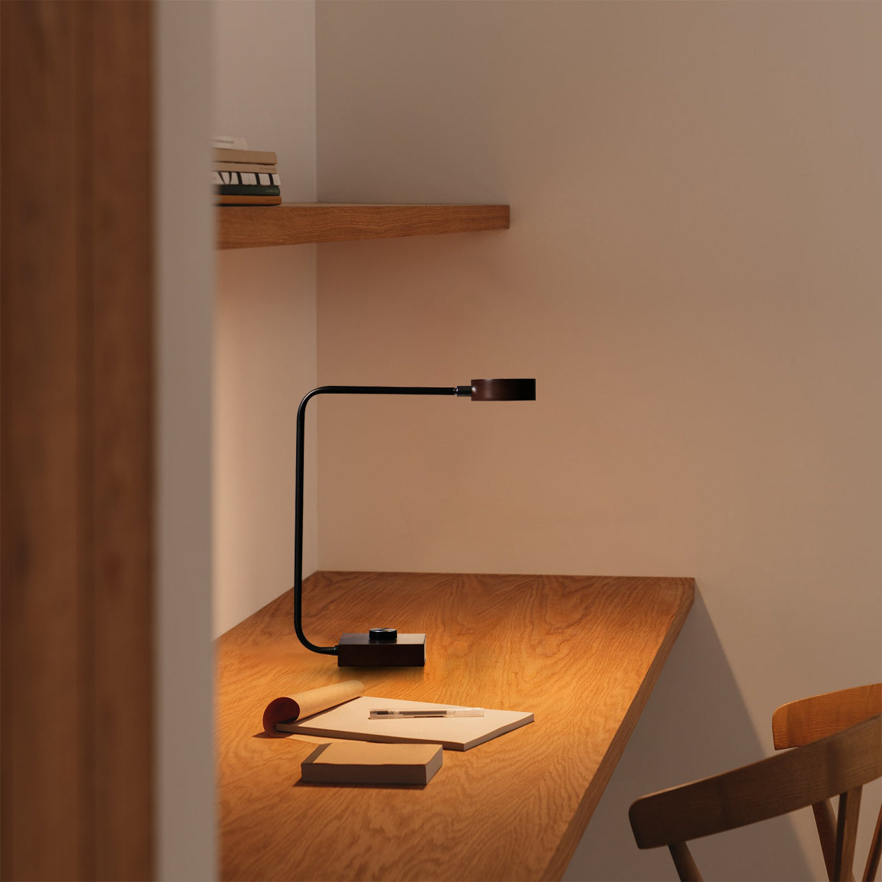 RondoGlow - Lampe de table à forme ronde élégante et éclairage subtil