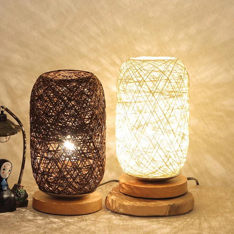 RattanLuxe - Lampe de table en bois élégante
