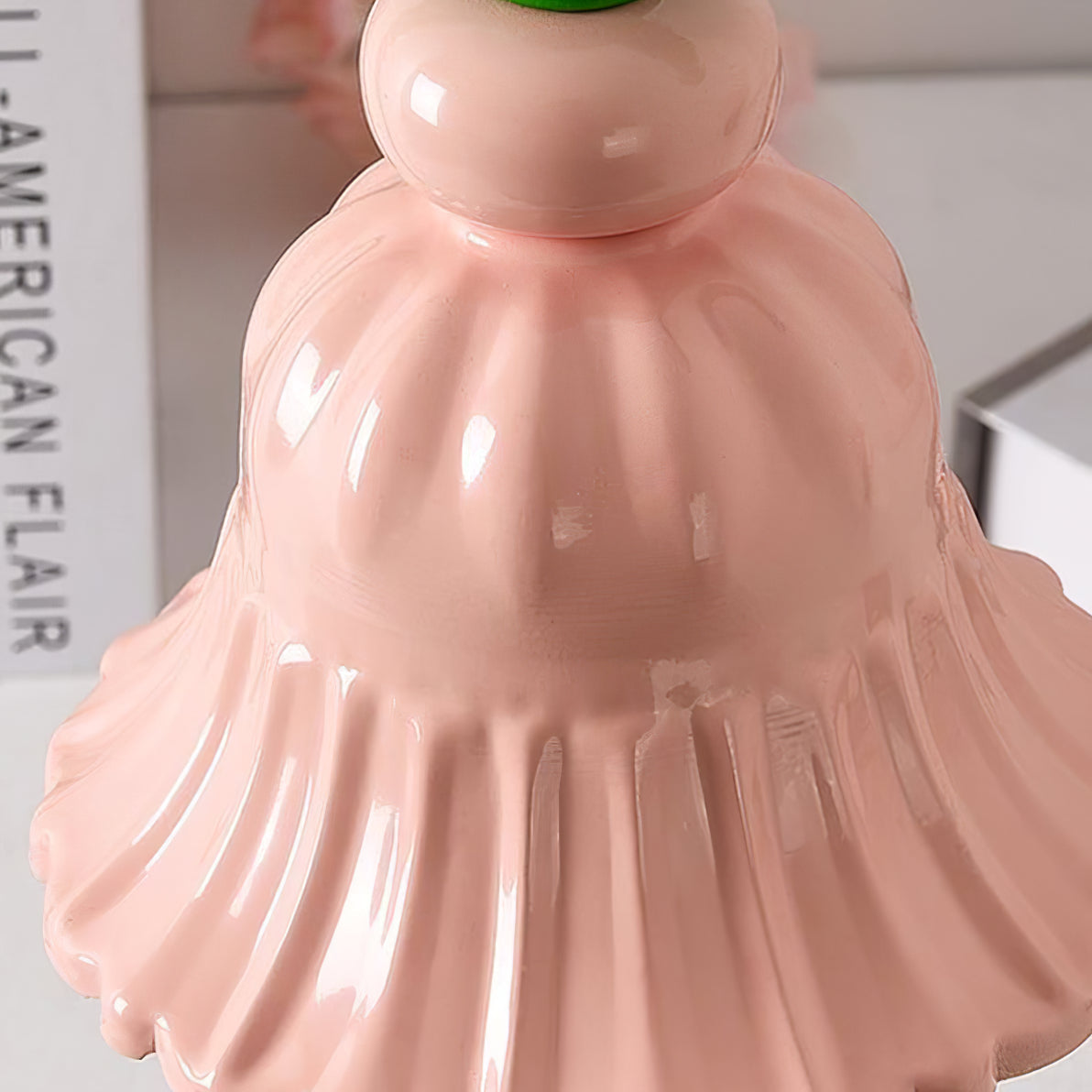 PetalLuxe – Elegant Table Lamp with Pink Flower Design