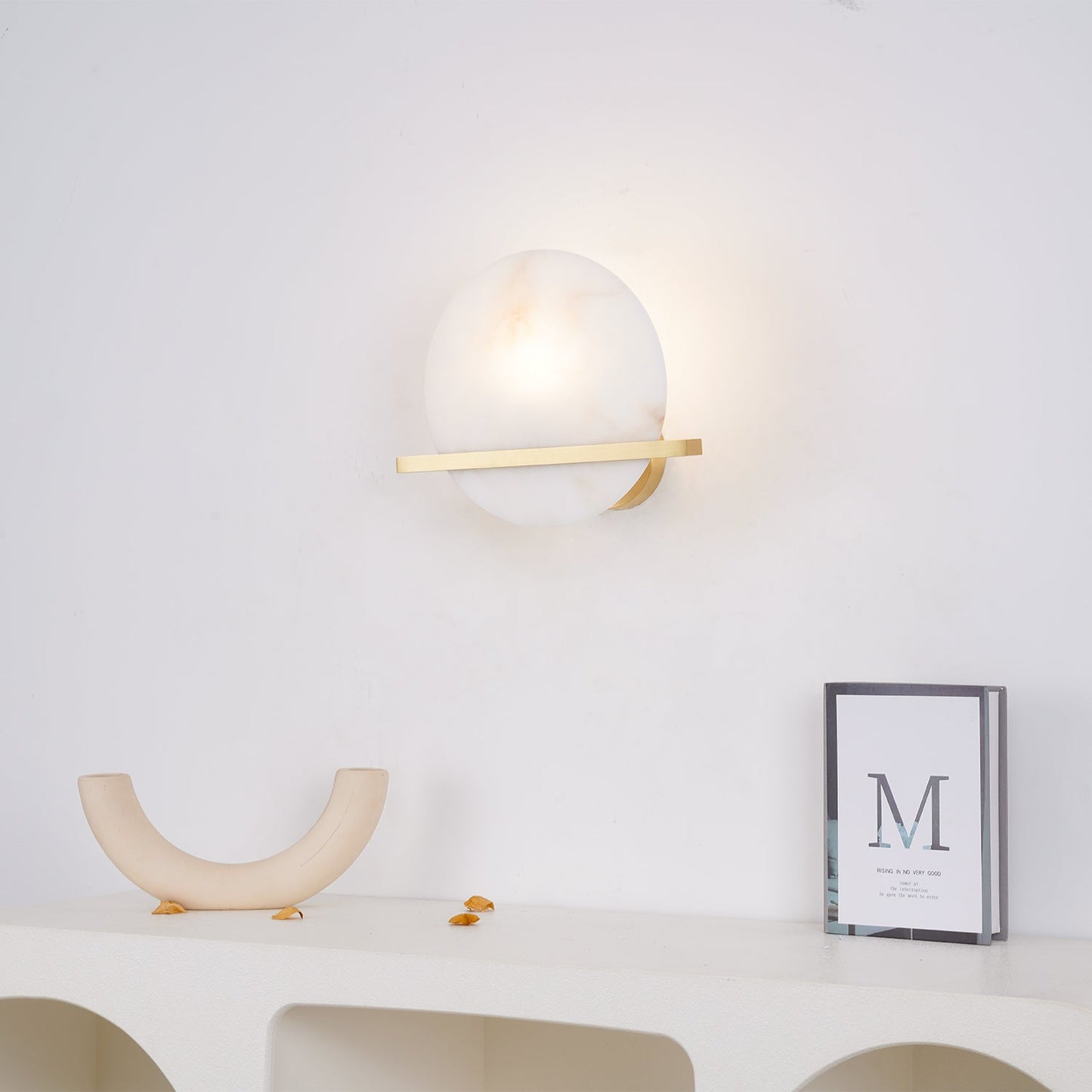 NordicLuxe - Marmor Wandlampe