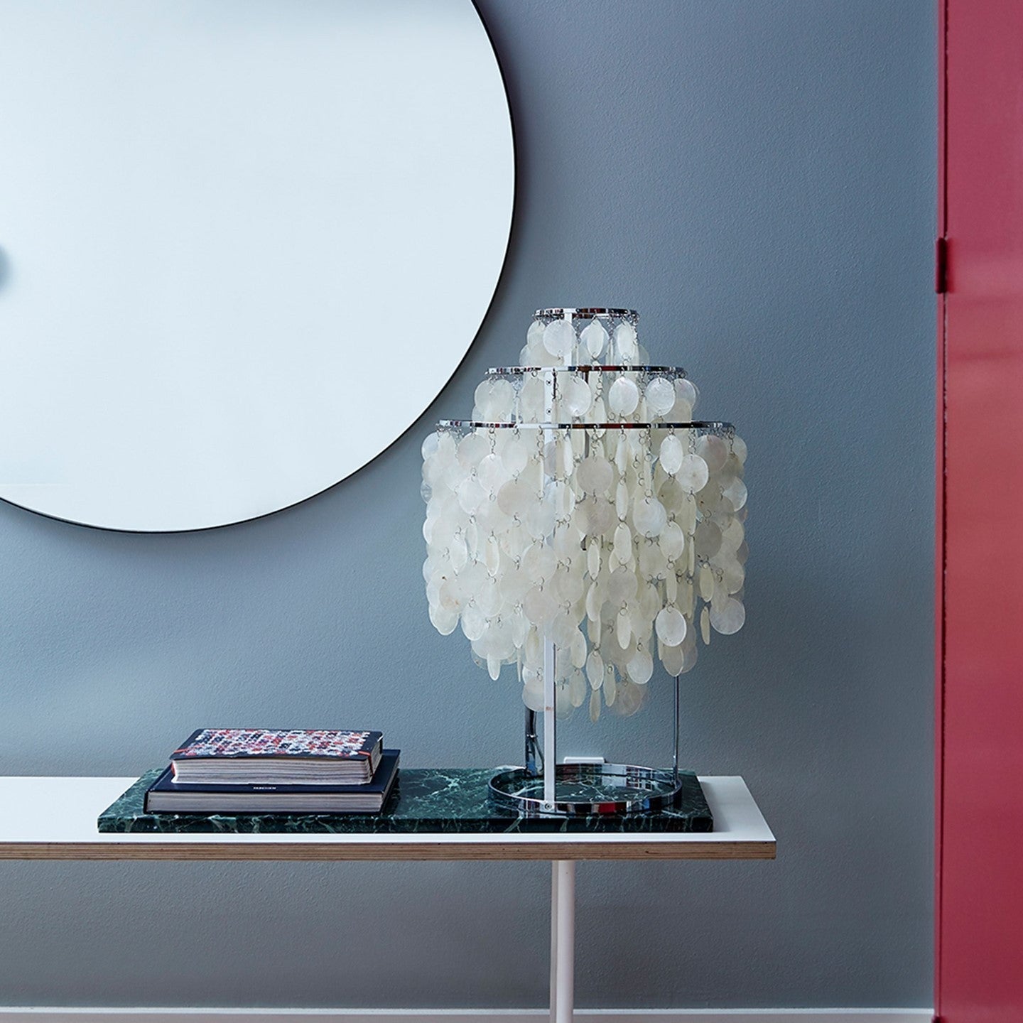 SeashellLuxe - Table Lamp with Elegant Shell Design and Cosy Lighting