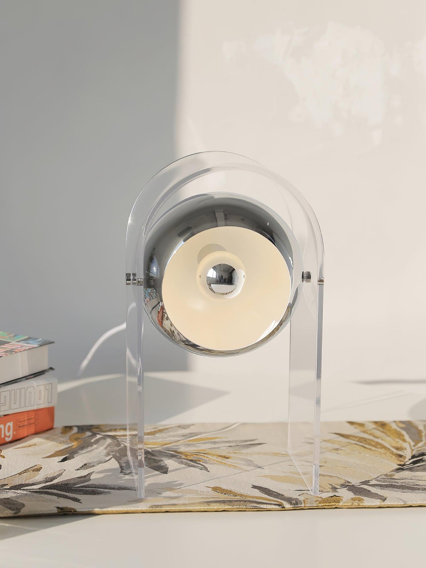 InstaGloed - Table Lamp with Touch Sensor and Elegant Finish