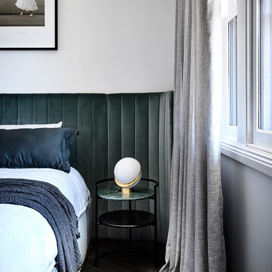 HalveMaanLuxe - Table Lamp with Unique Shape and Cosy Atmosphere
