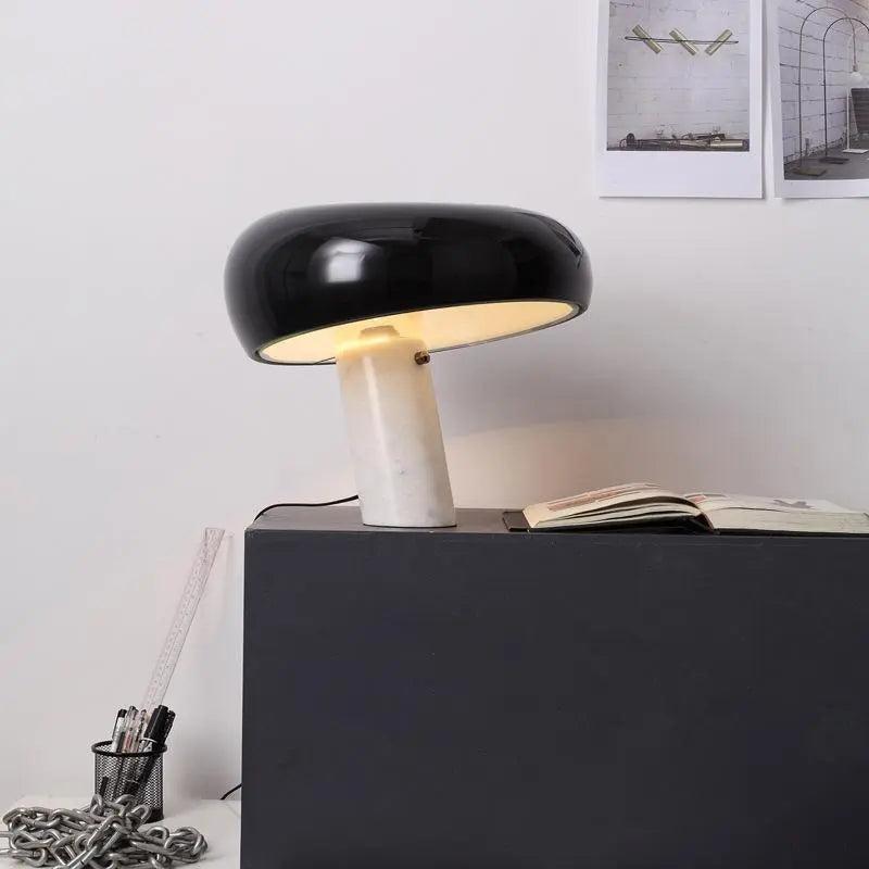 NordicMarble - Elegant marmor bordlampe