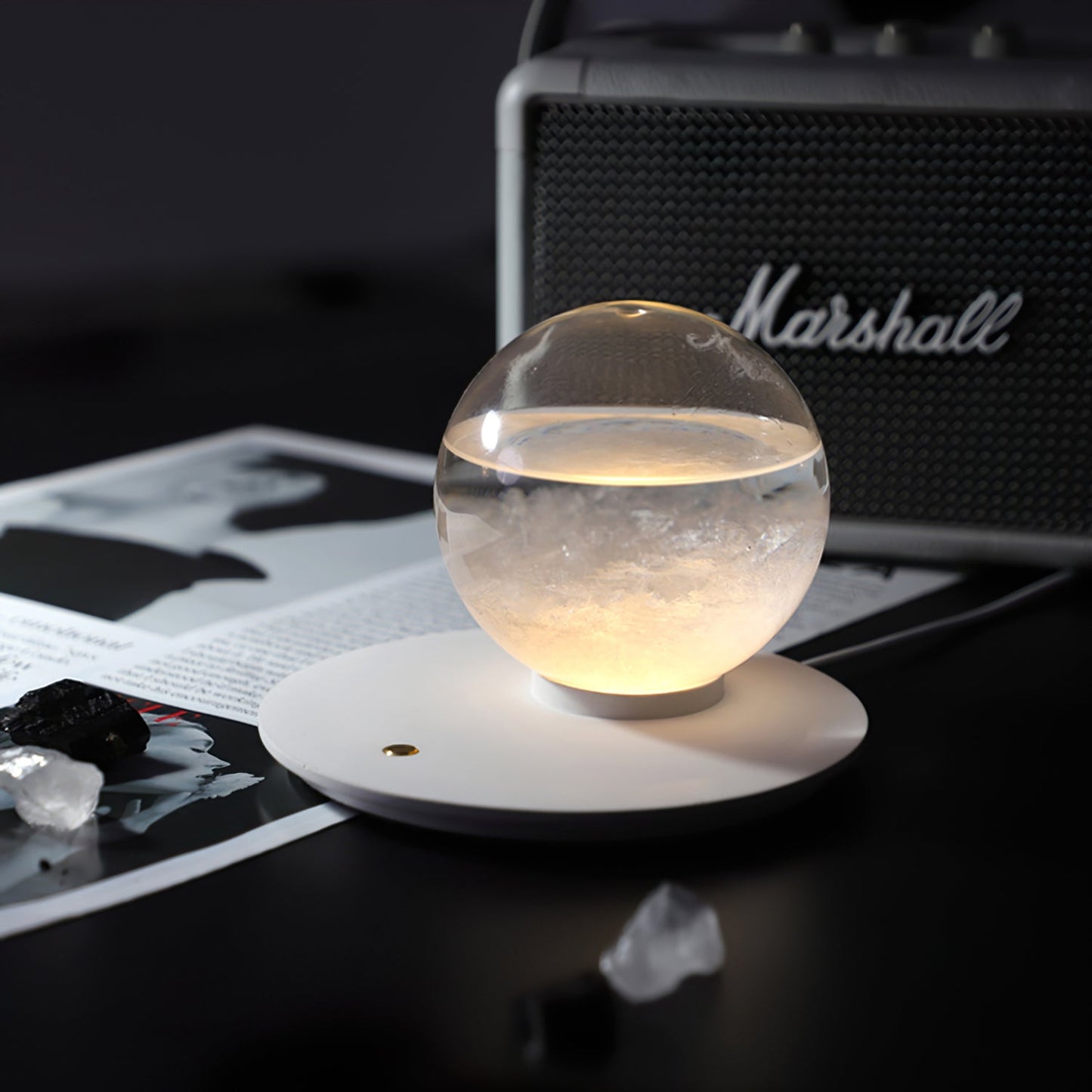 LumaStorm - Genopladelig Bordlampe til Varm Belysning