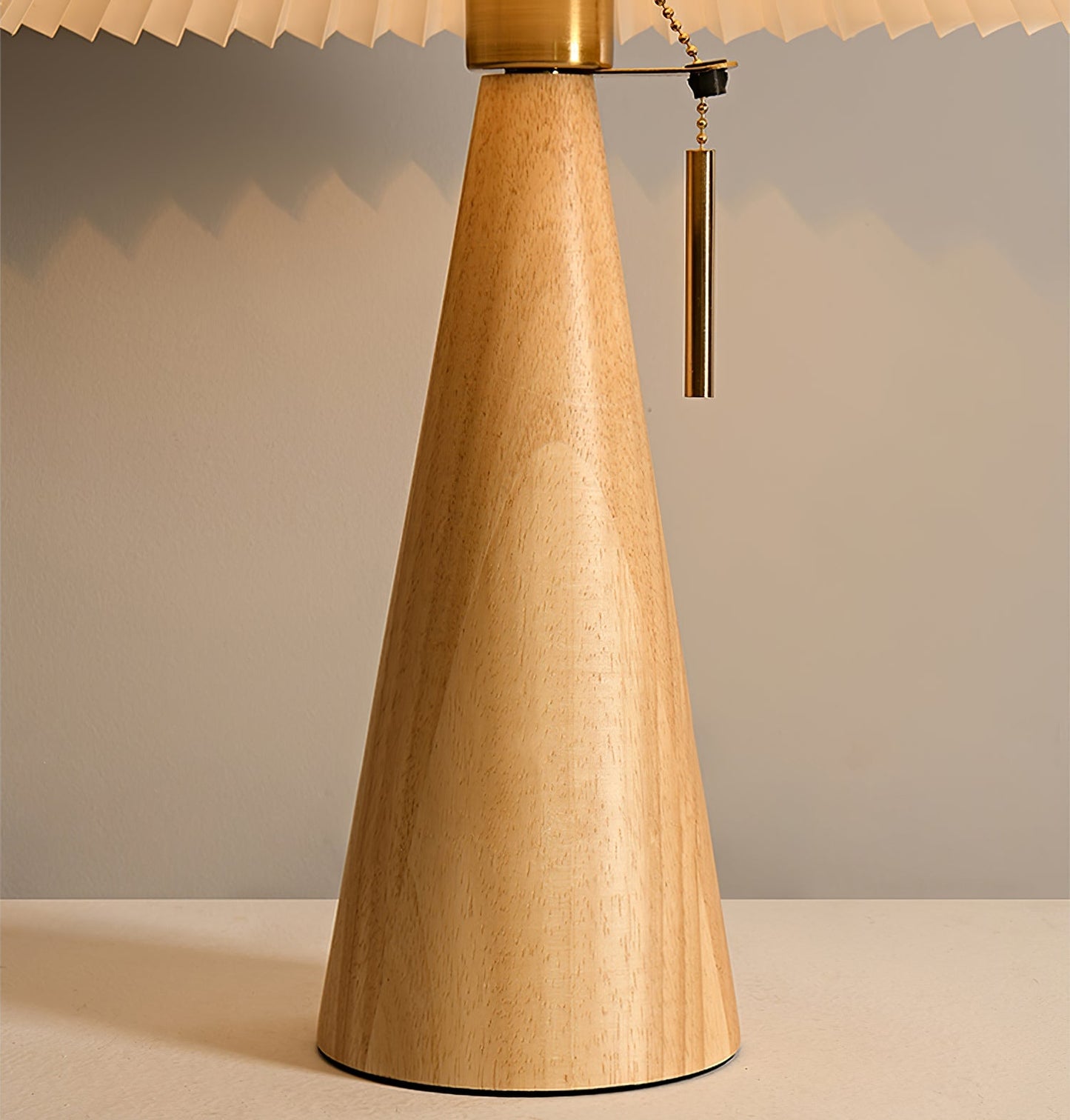 TimberLight - Moderne træ- og metallampe til bord
