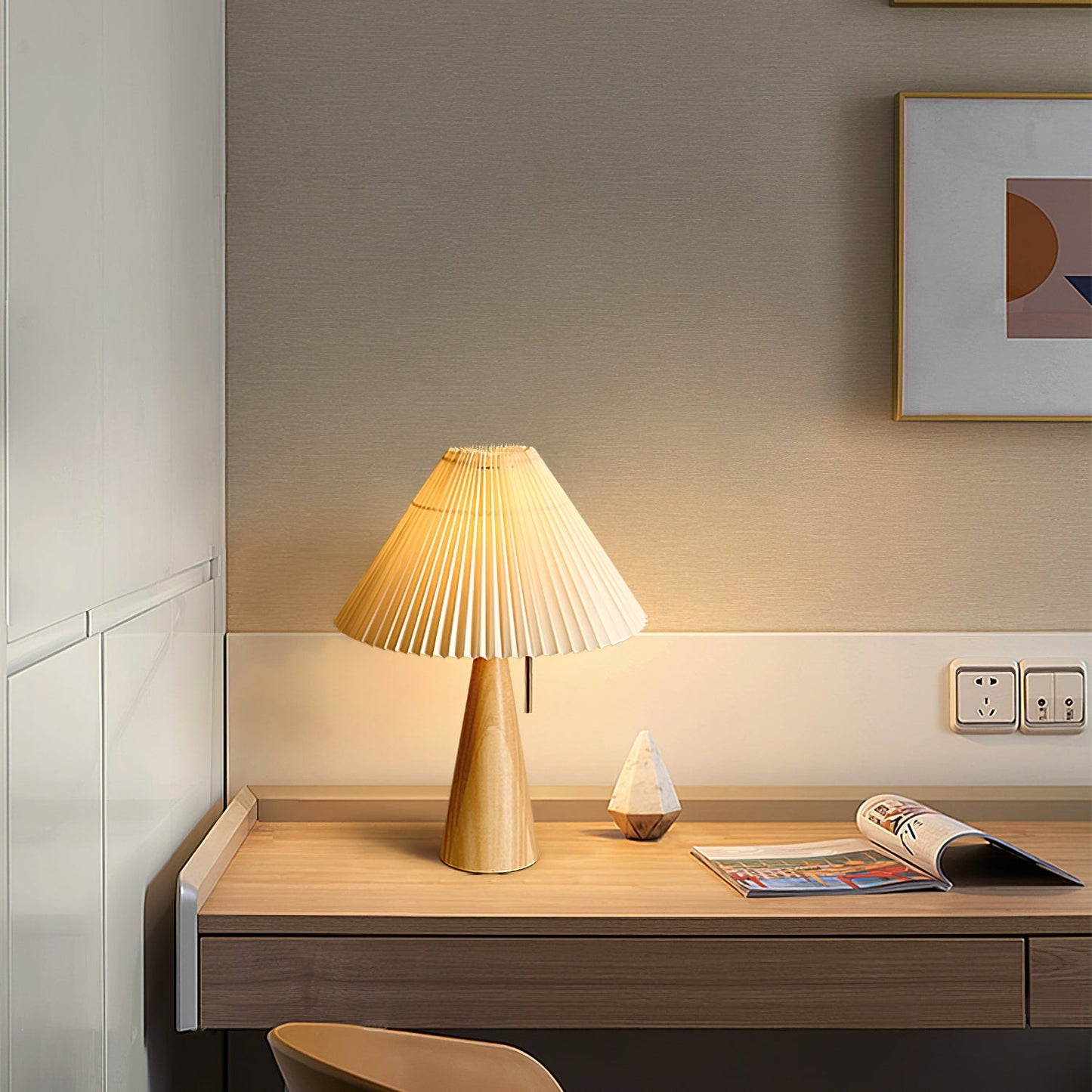 TimberLight - Moderne træ- og metallampe til bord