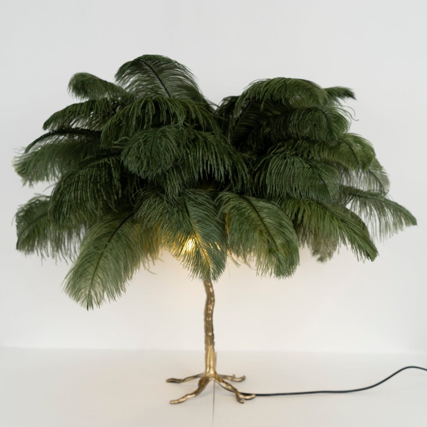 PlumeAura - Table Lamp with Golden Ostrich Feathers