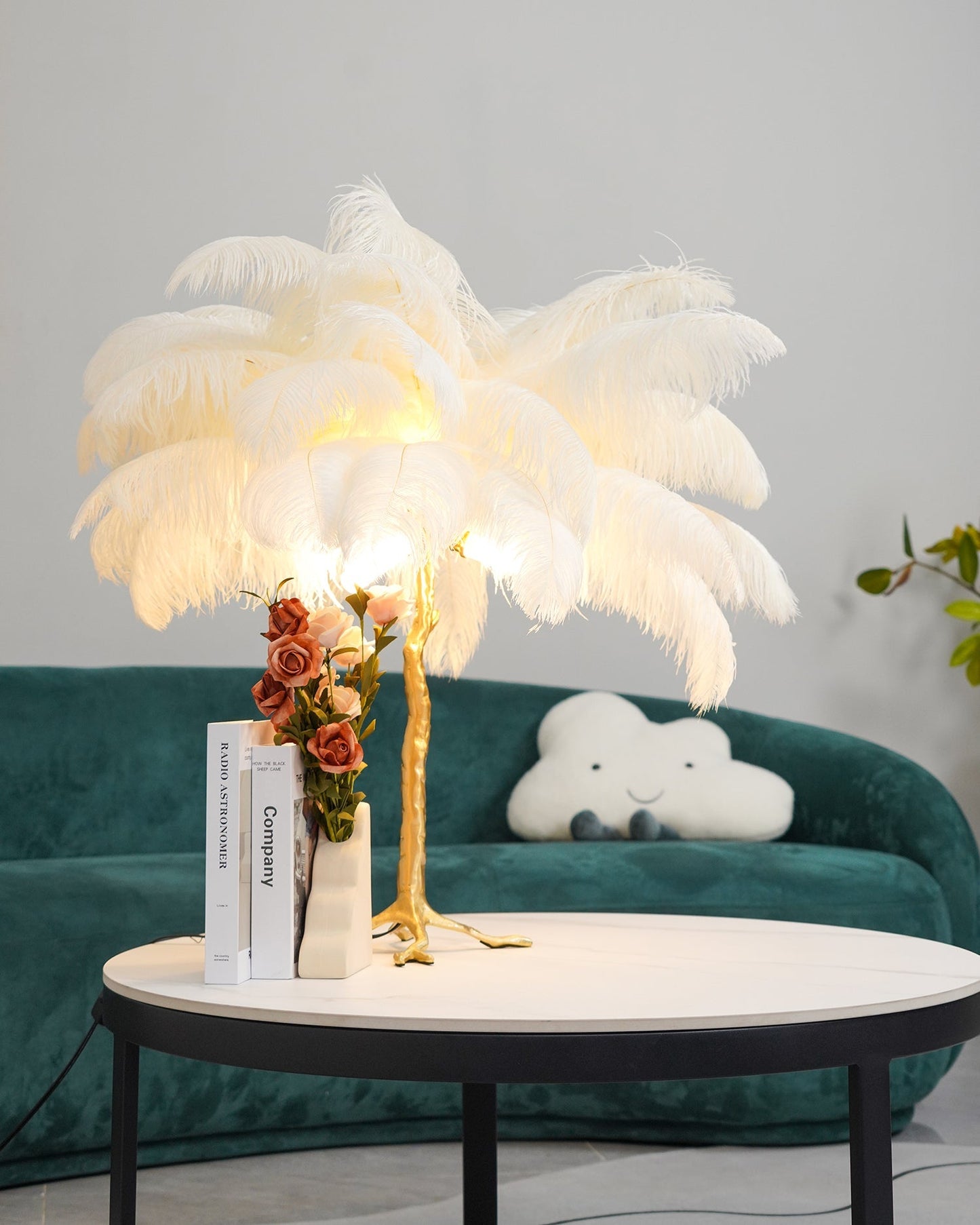 PlumeAura - Table Lamp with Golden Ostrich Feathers