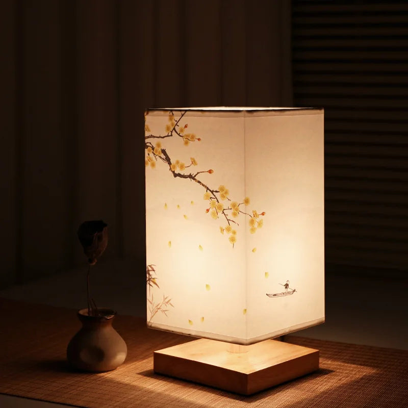 PetalGlow - Oriental Blossom Lamp with Light