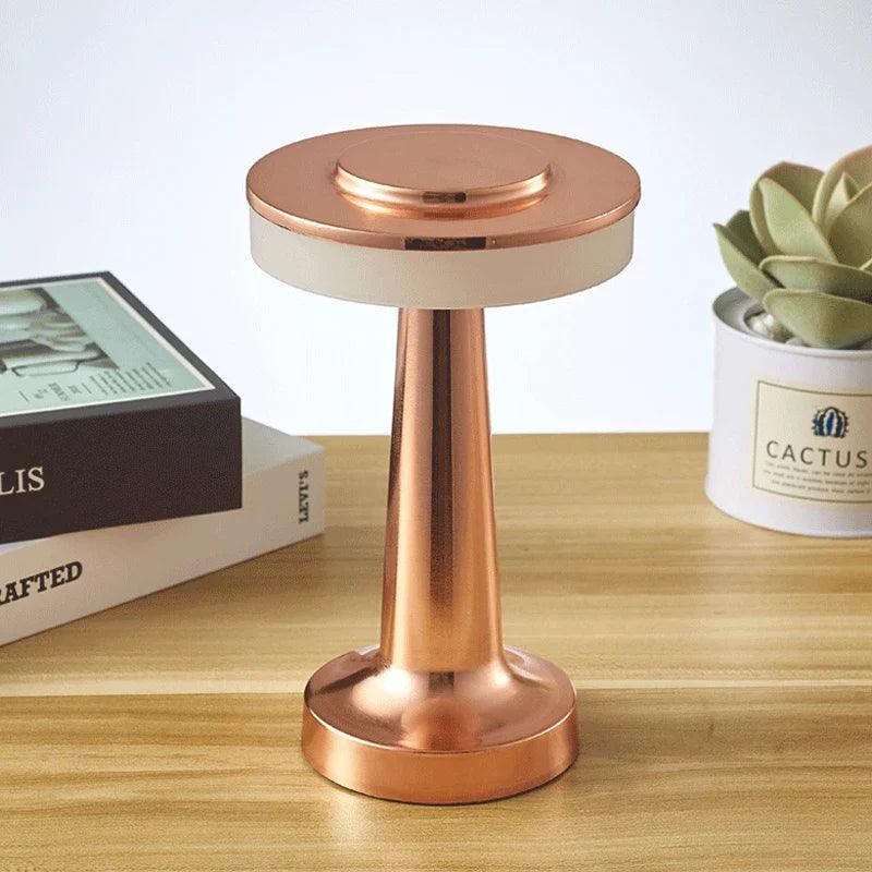 MetalAura - Lampe de table nordique