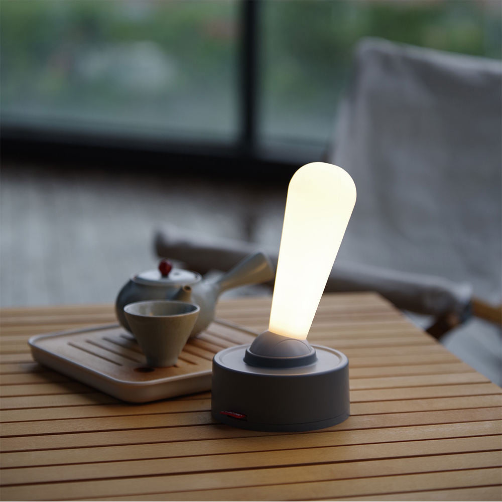 SwitchGlow - Retro Bordlampe med Kontakt