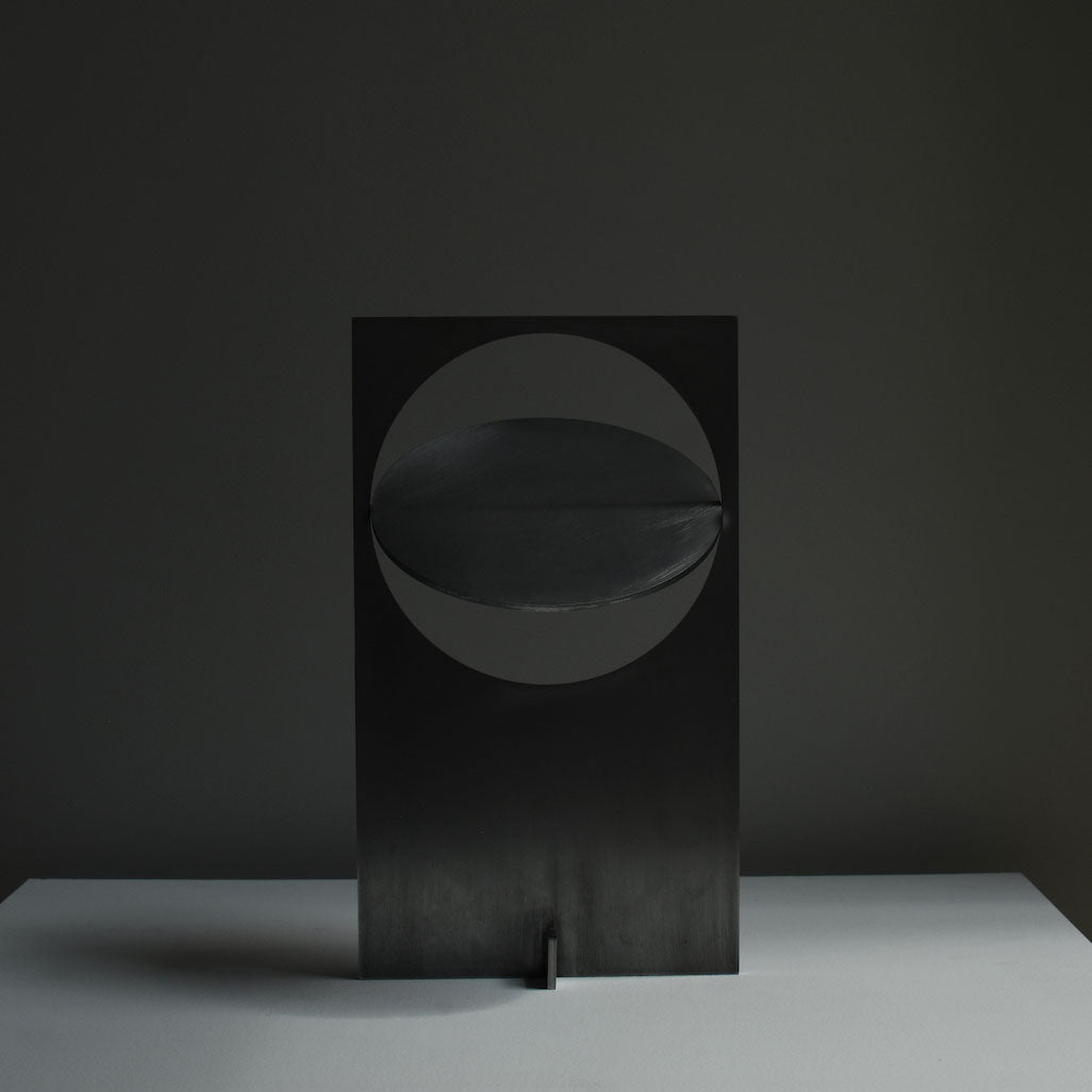 SleekShine - Minimalist Table Lamp with LED Lighting