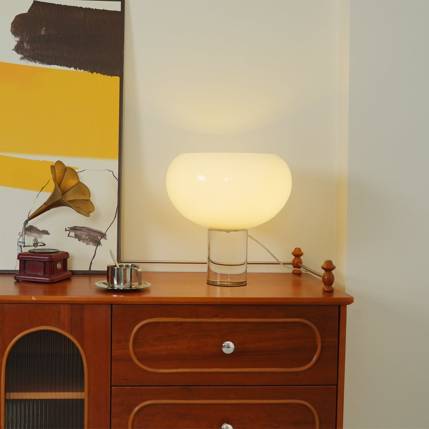 GlowBuds - Moderne bordlampe med rundt glasdesign