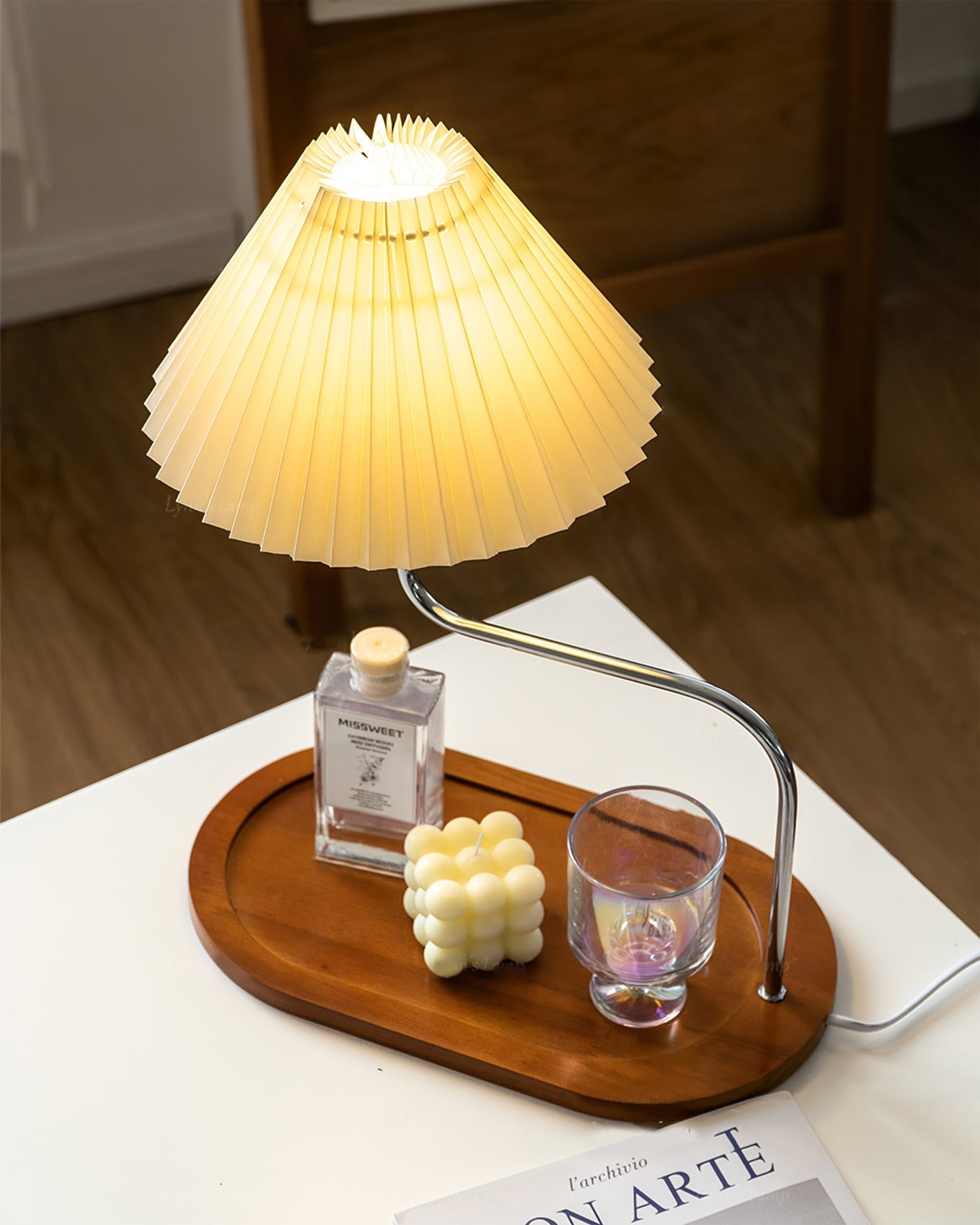 KlintLuxe - Table Lamp with Modern Style and Cosy Atmosphere