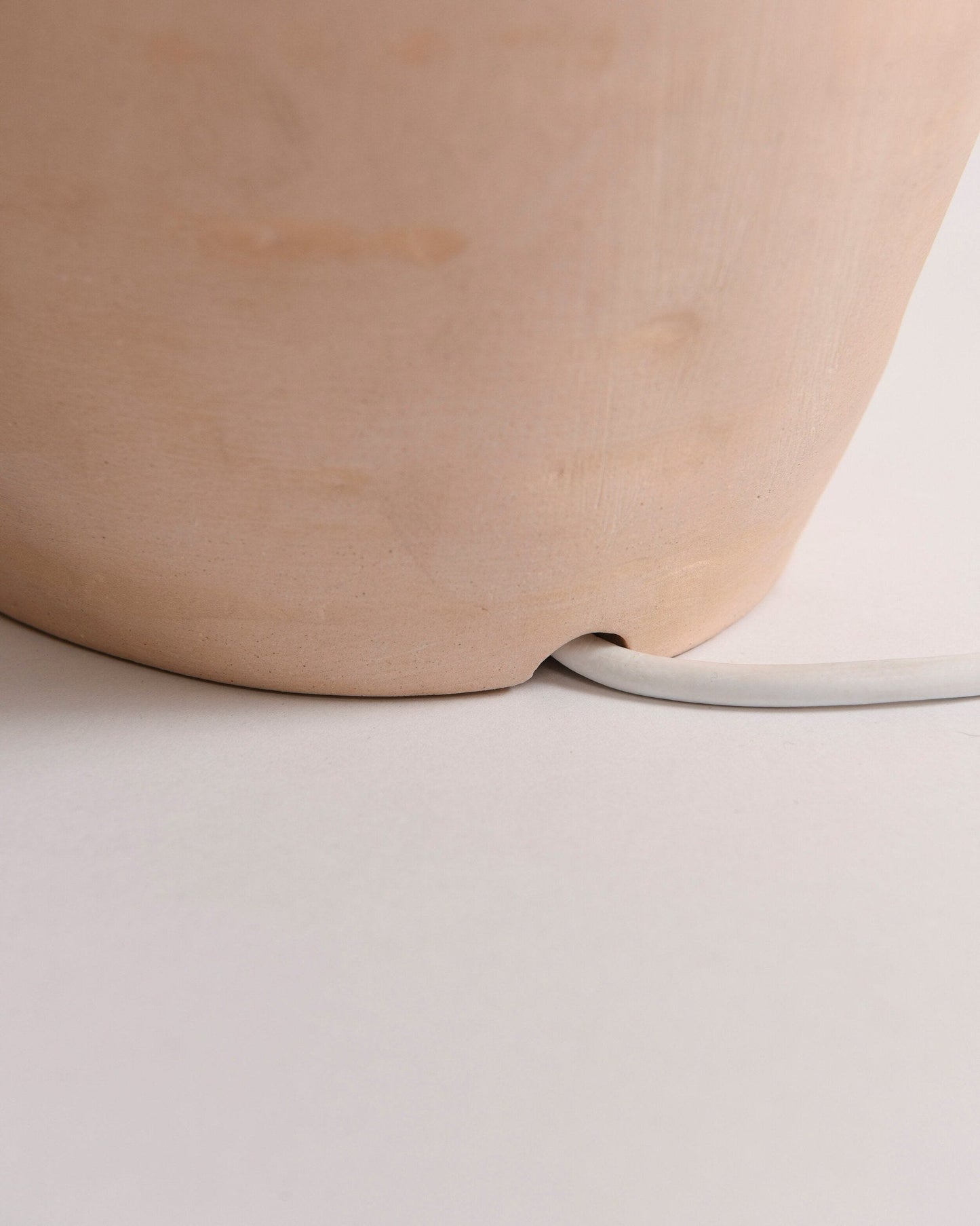 EcoLuxe - Moderne glas- og harpiksbordlampe