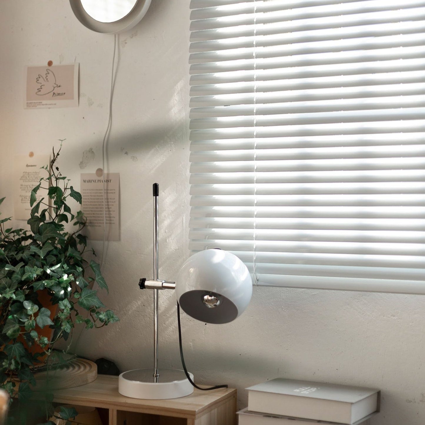 OptiLight – Stilfuld bordlampe med roterbart hoved