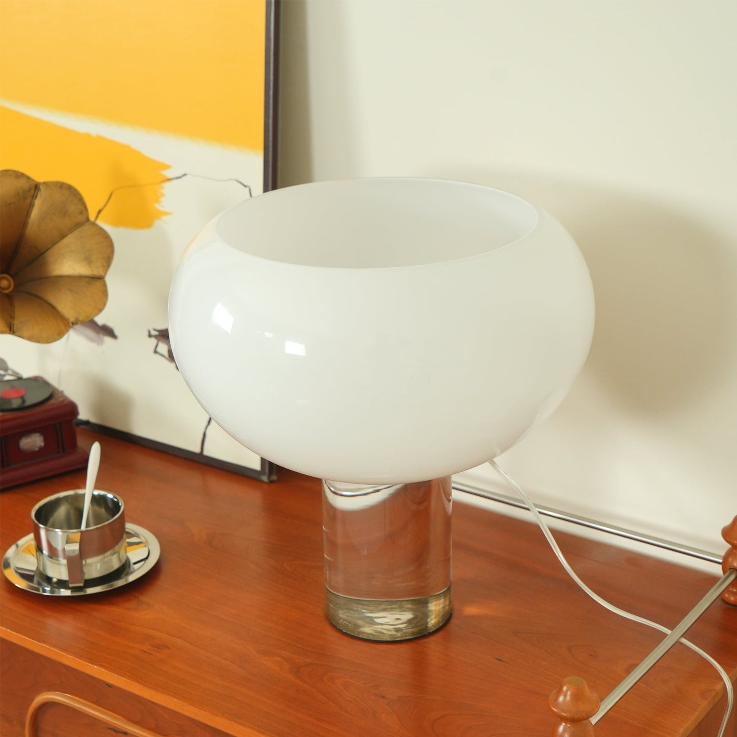 GlowBuds - Moderne bordlampe med rundt glasdesign