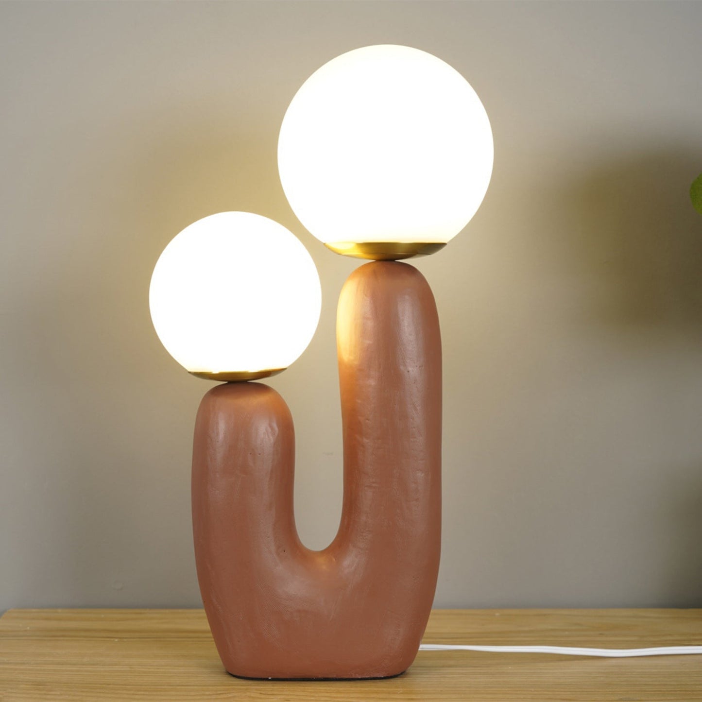 EcoLuxe - Moderne glas- og harpiksbordlampe