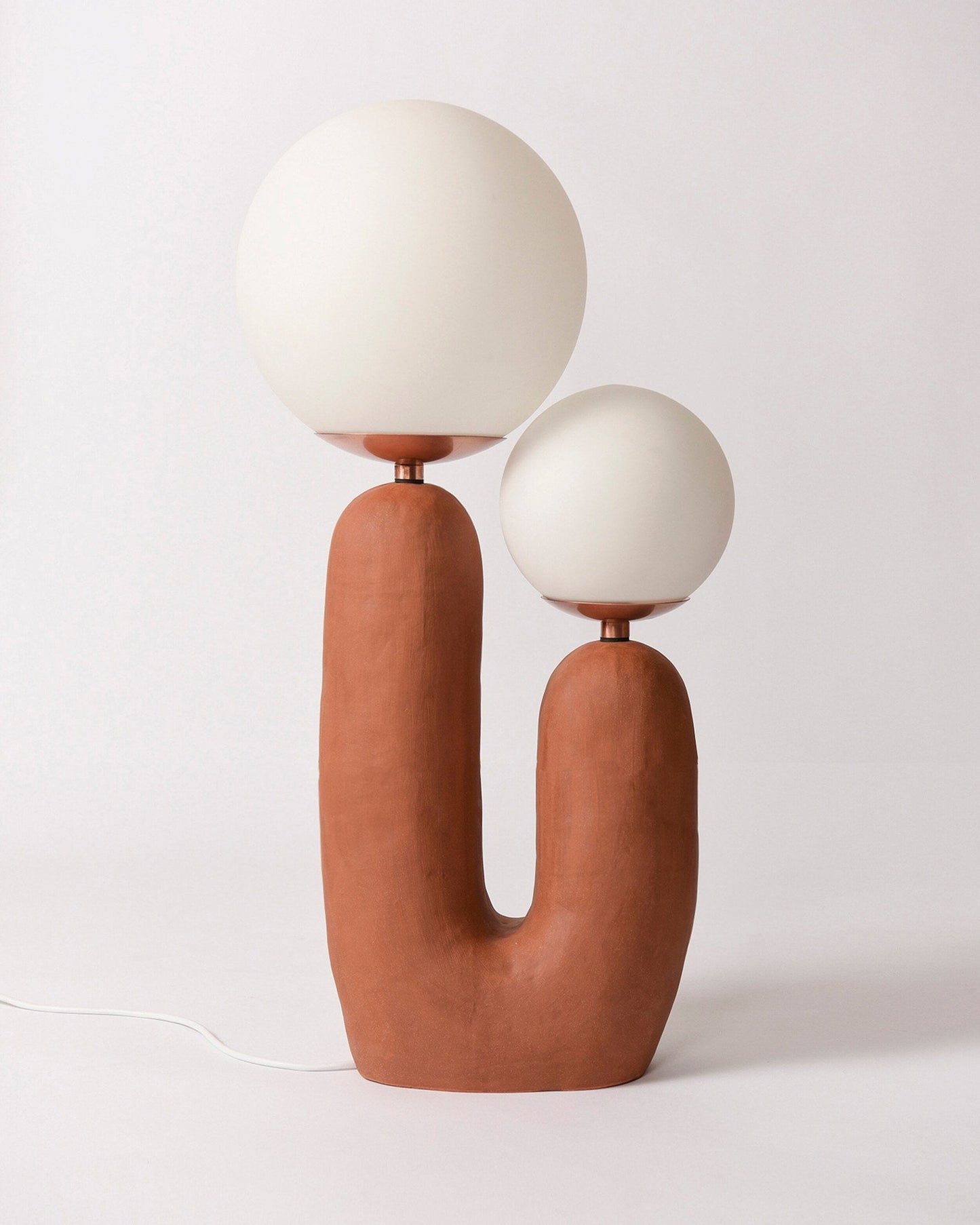 EcoLuxe - Moderne glas- og harpiksbordlampe