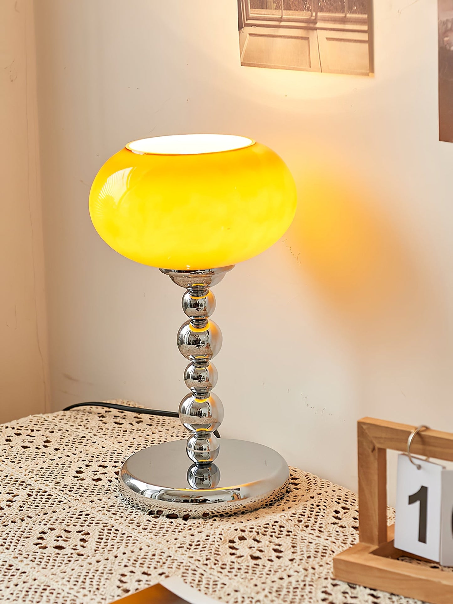 Vintagelight – Lampe de table de l'ère spatiale en verre et métal