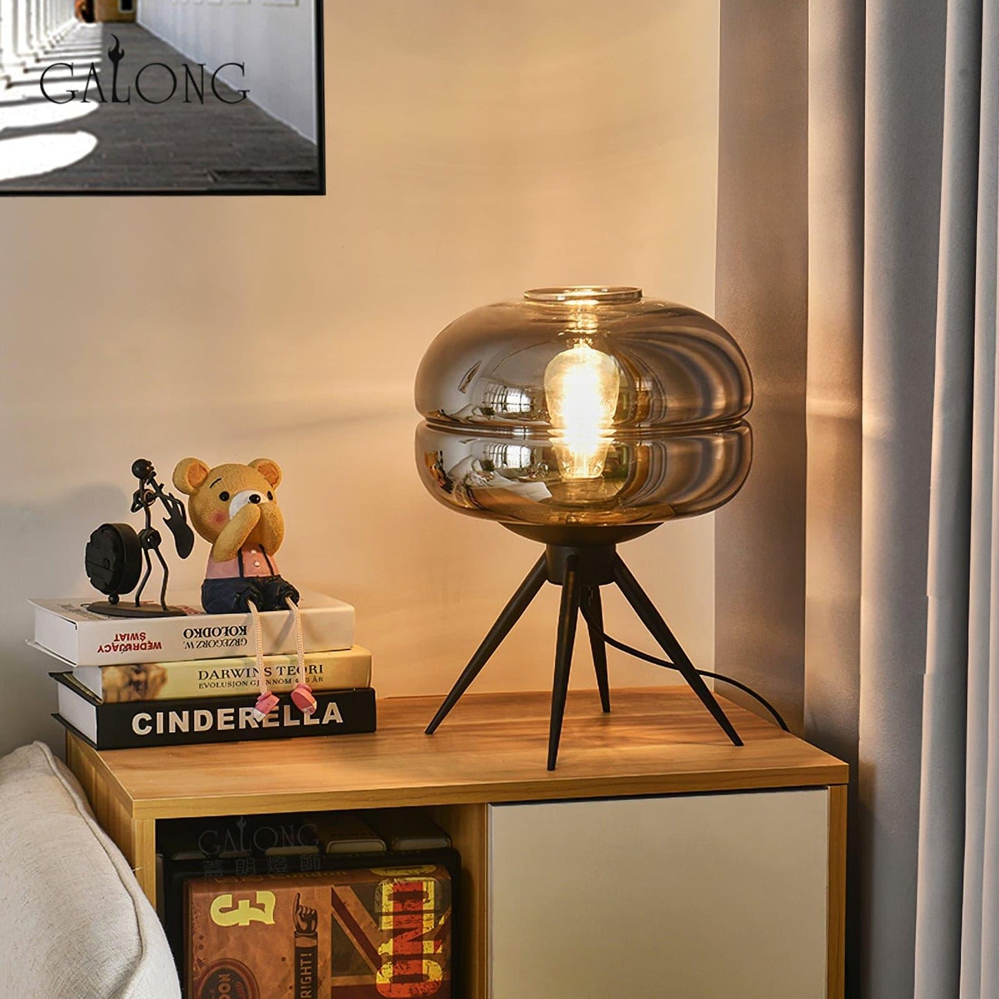 LightJar - Table Lamp with Glass Housing and Warm LED String