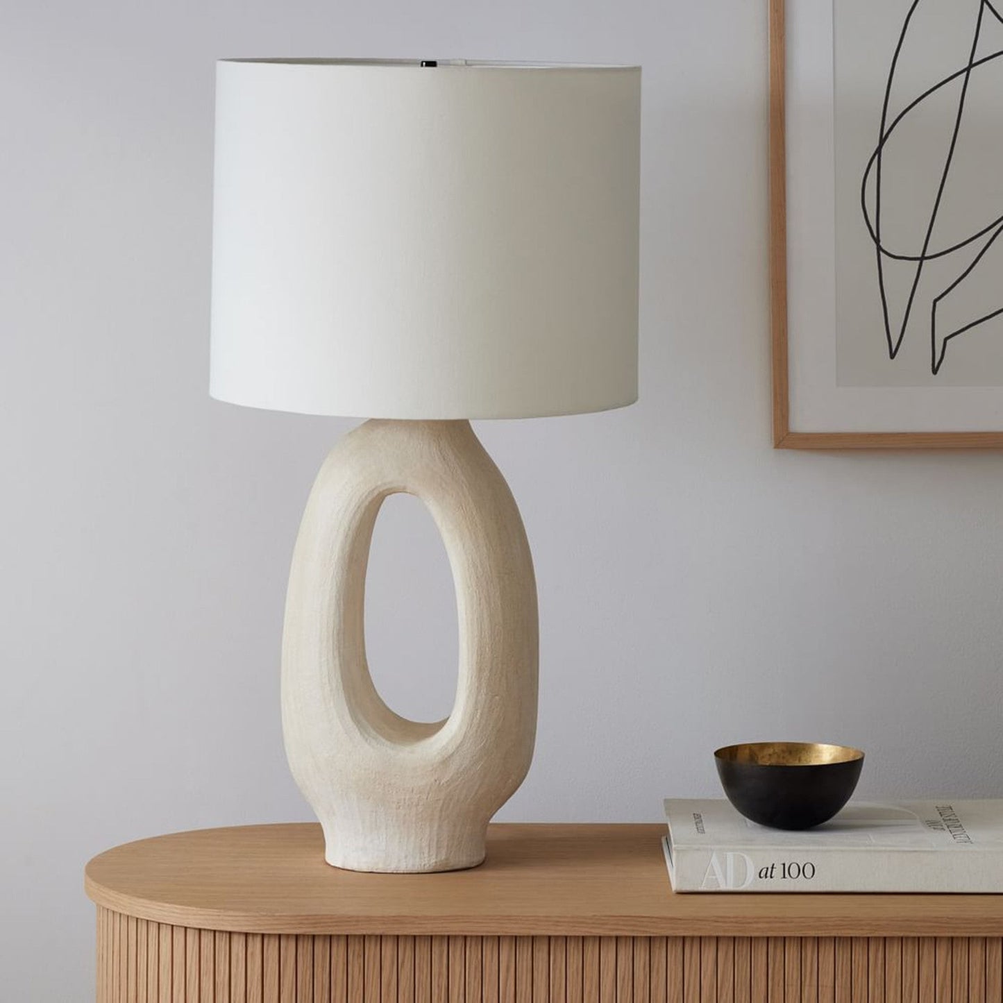 ModernGlow – Harpiks Bordlampe med Linnedskærm