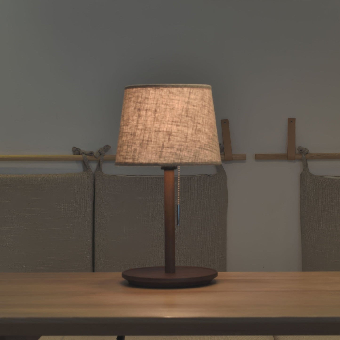 NobleWood - Valnød & Stof Bordlampe