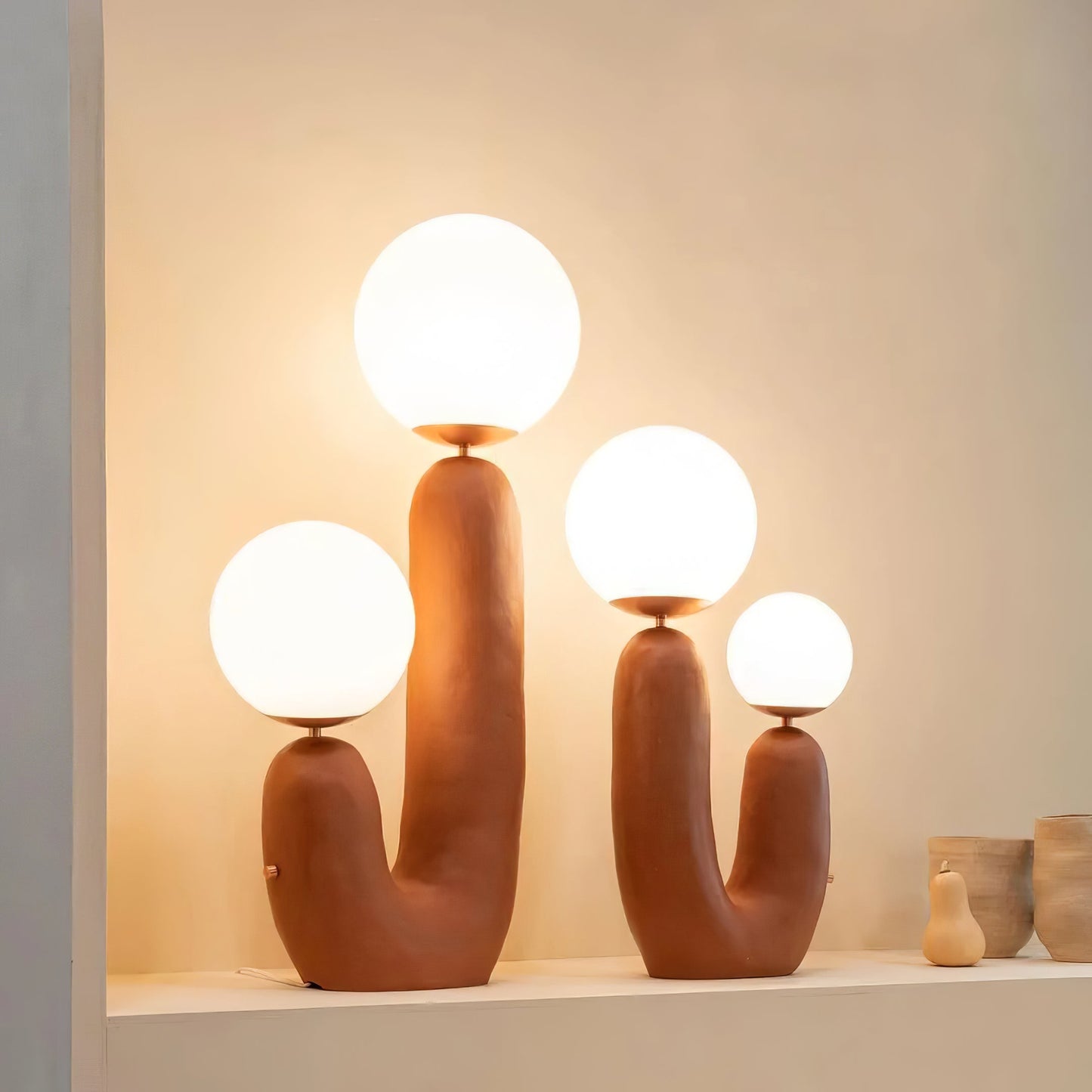 EcoLuxe - Moderne glas- og harpiksbordlampe