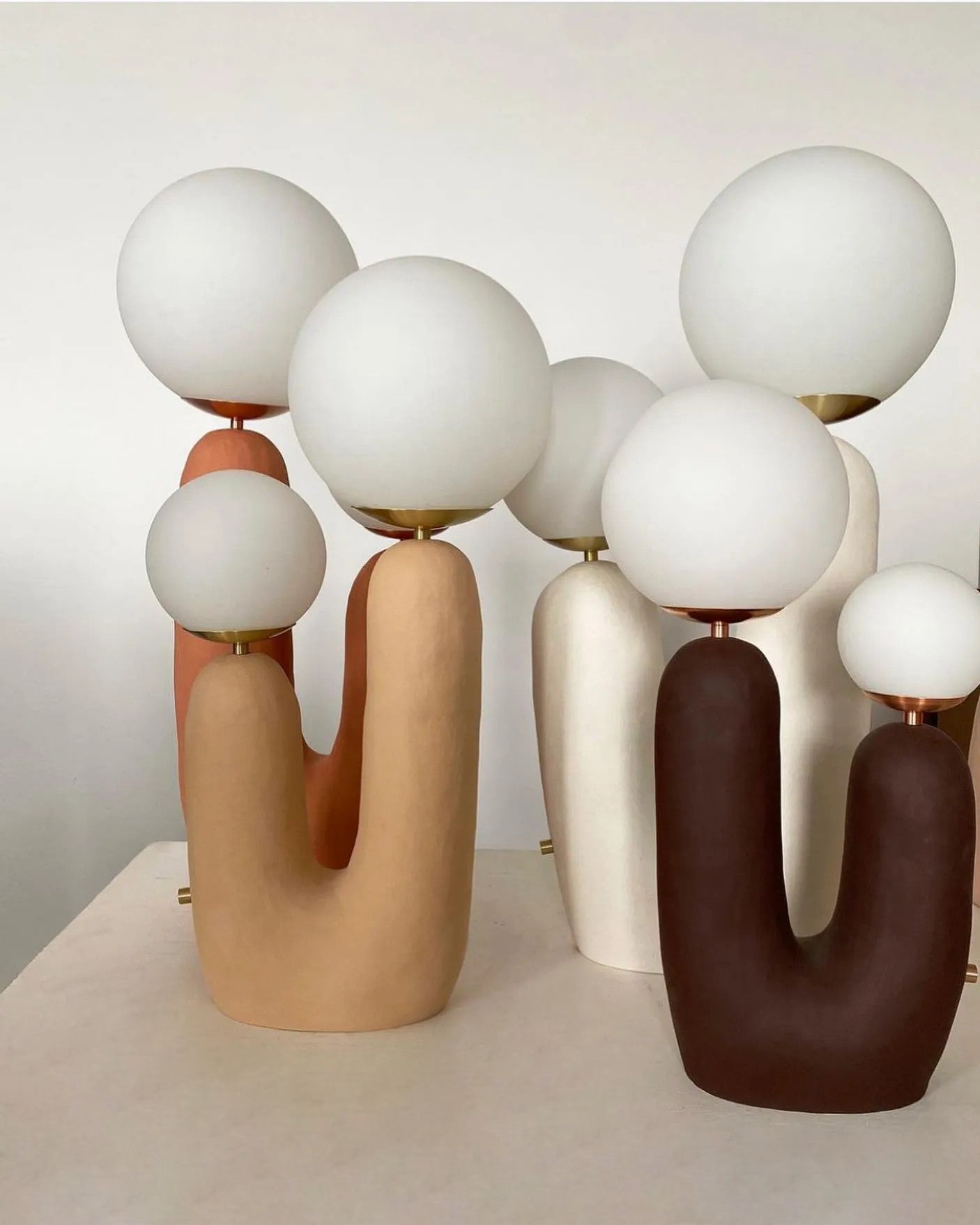 EcoLuxe - Moderne glas- og harpiksbordlampe