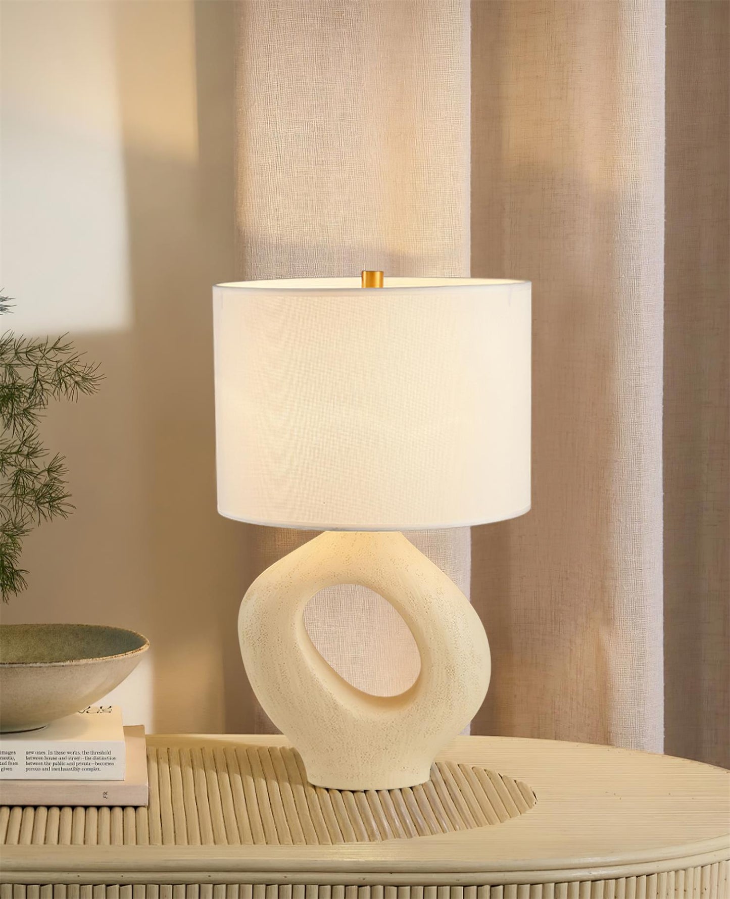 ModernGlow – Harpiks Bordlampe med Linnedskærm