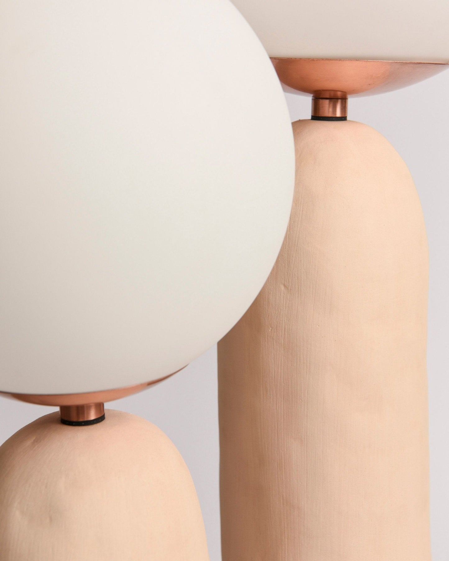 EcoLuxe - Moderne glas- og harpiksbordlampe