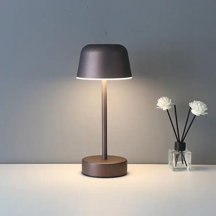 IlluCore - Modern Table Lamp