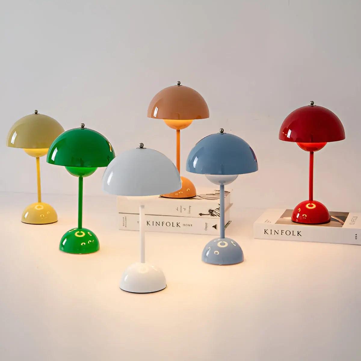 NordicaLight - Elegant Table Lamp