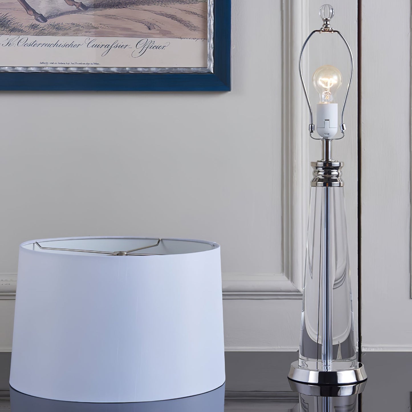 TapsLuxe - Lampe de table avec forme conique moderne et éclairage chaleureux