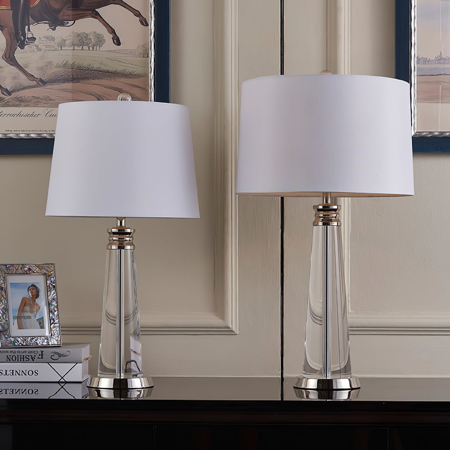 TapsLuxe - Lampe de table avec forme conique moderne et éclairage chaleureux