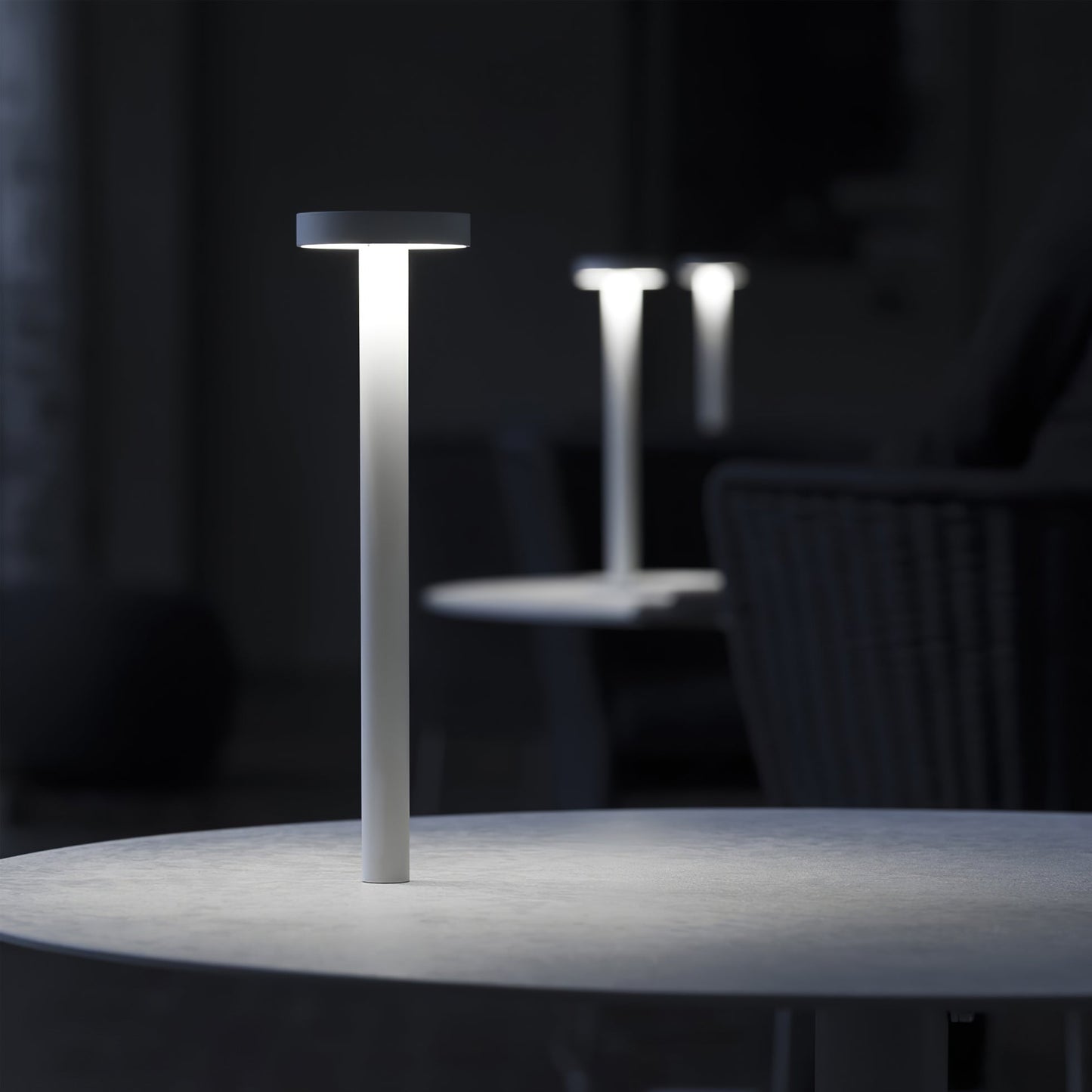 LumoMag - Portable Table Lamp with Magnetic Base
