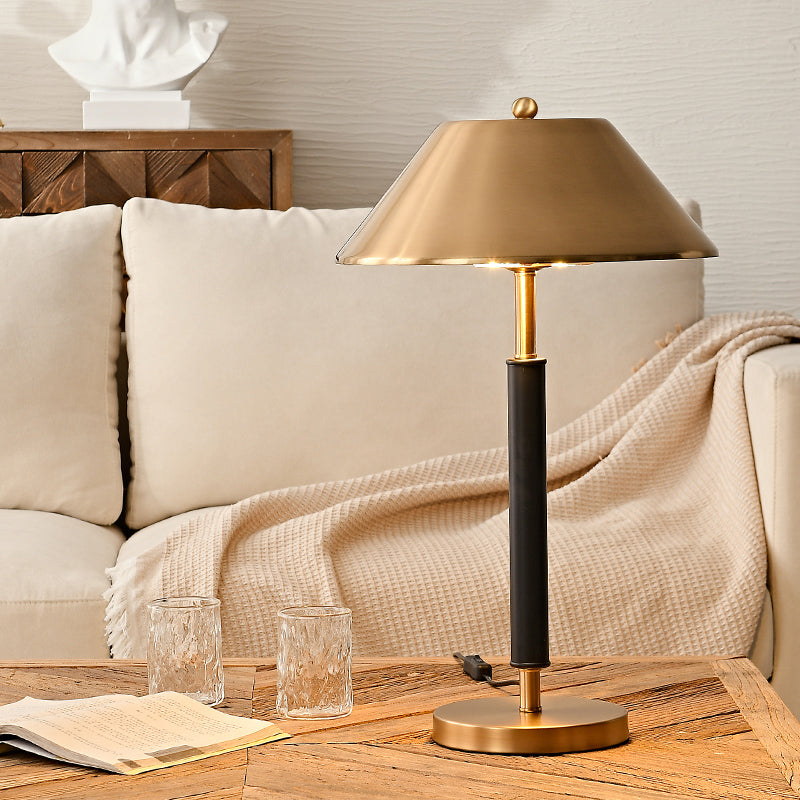 LuxeFuture - Table Lamp with Modern Design and Soft Lighting