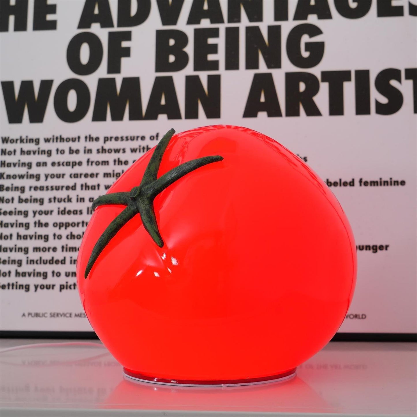 TomatoLuxe - Lampe de table en résine