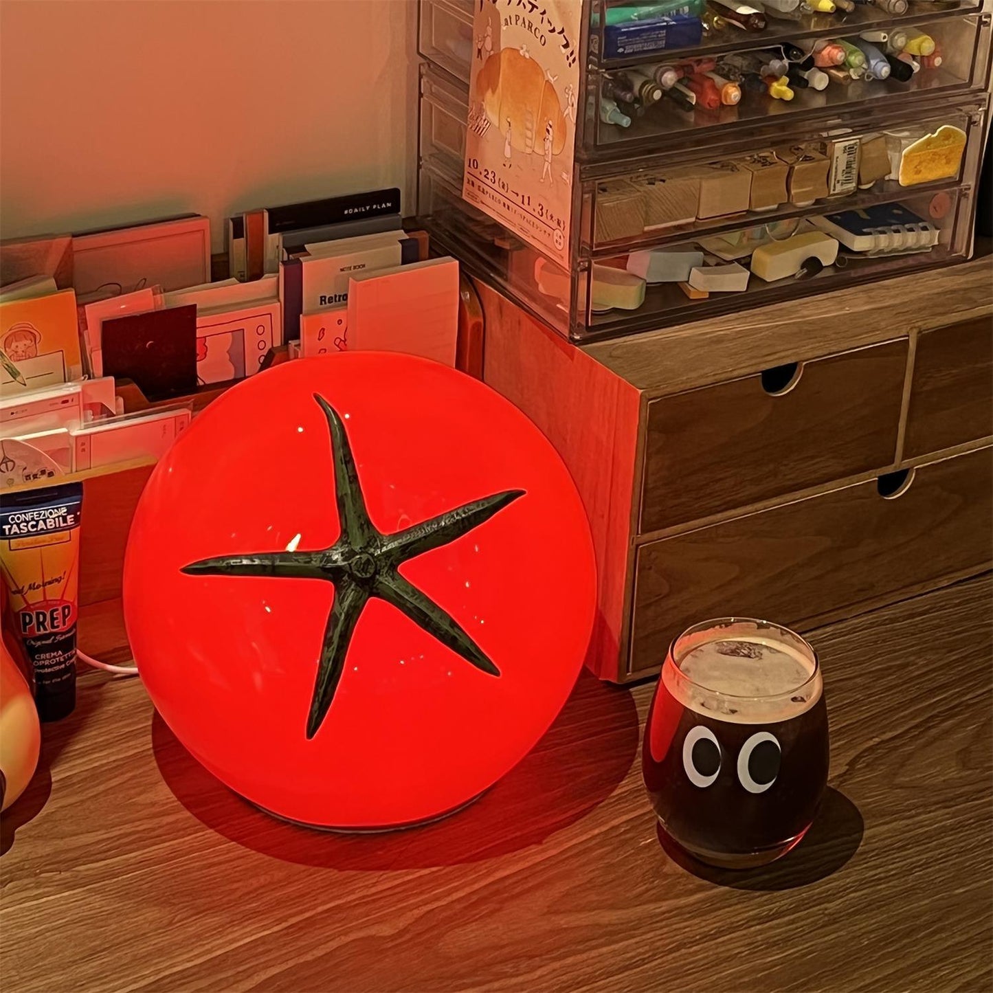 TomatoLuxe - Lampe de table en résine