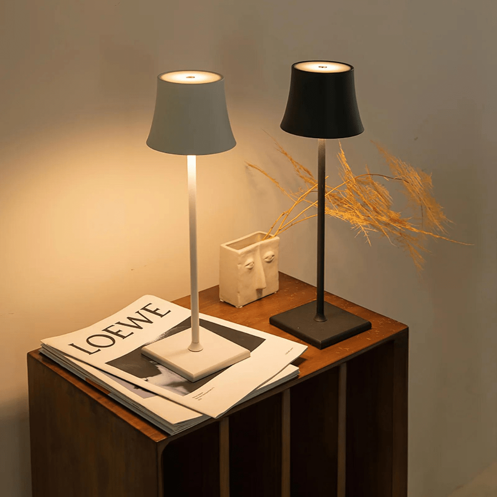 RadiantGold | Lampe de table élégante