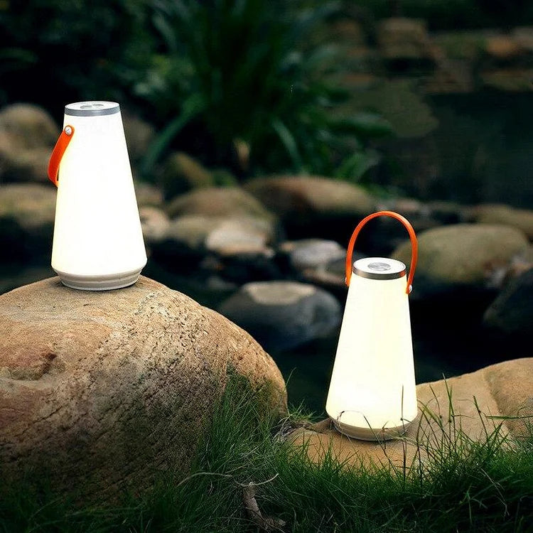 OutdoorGlow - Genopladelig LED campinglanterne