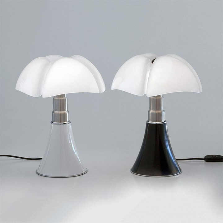 KronbladLys | Smuk blomsterbordlampe