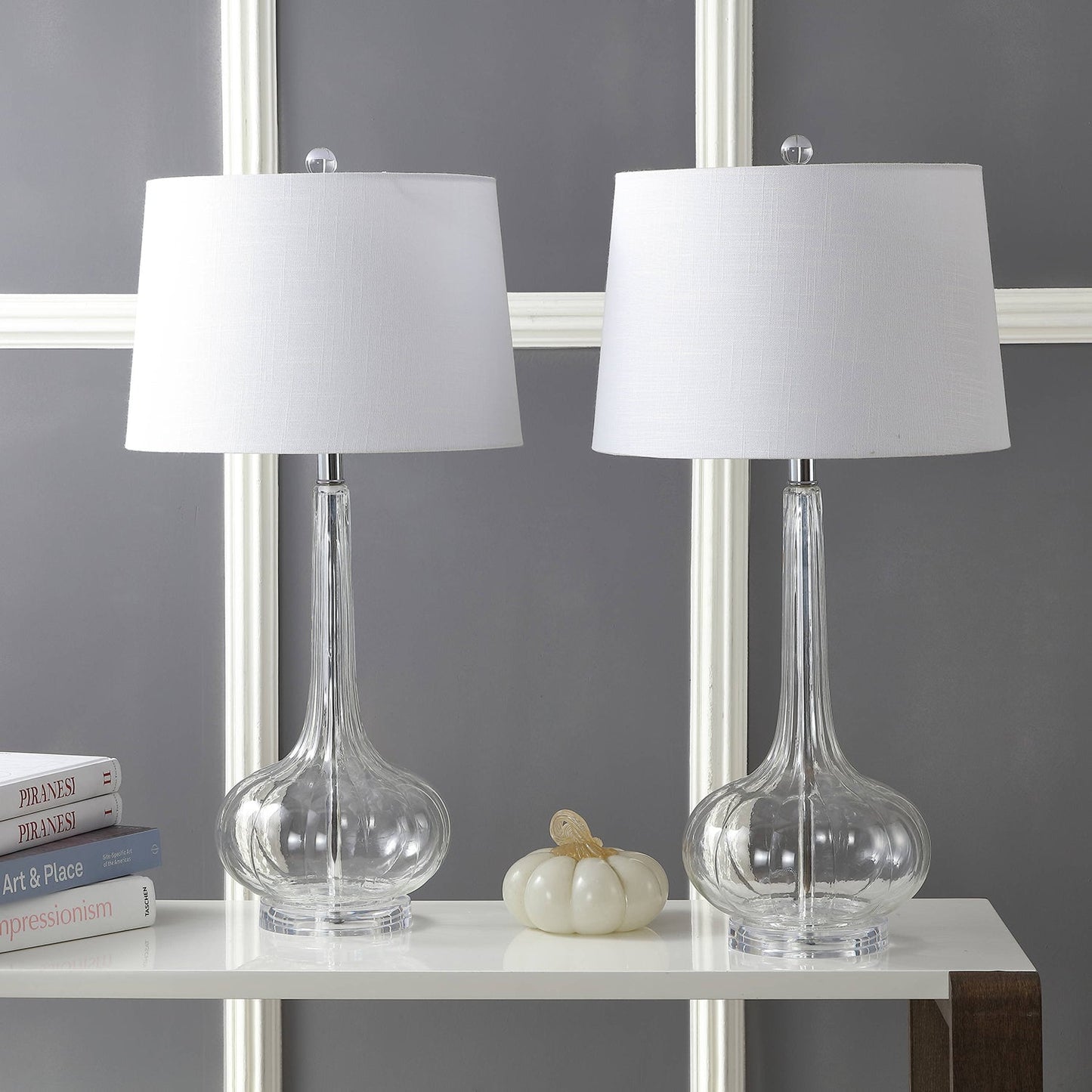 SereneGlow – Ceramic Table Lamp with White Fabric Shade