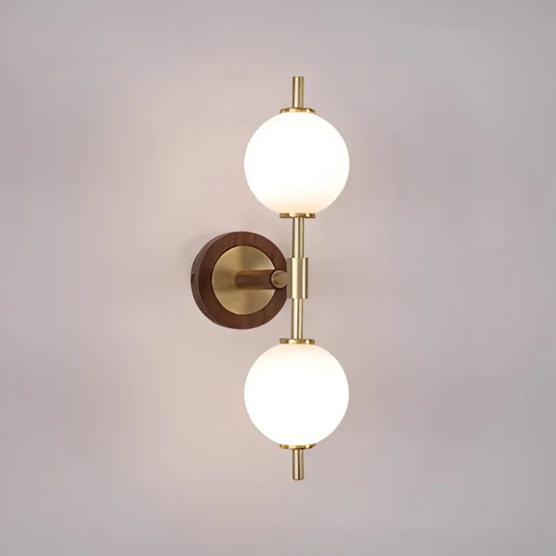 ModernBrass - Væglampe med messing og slankt design
