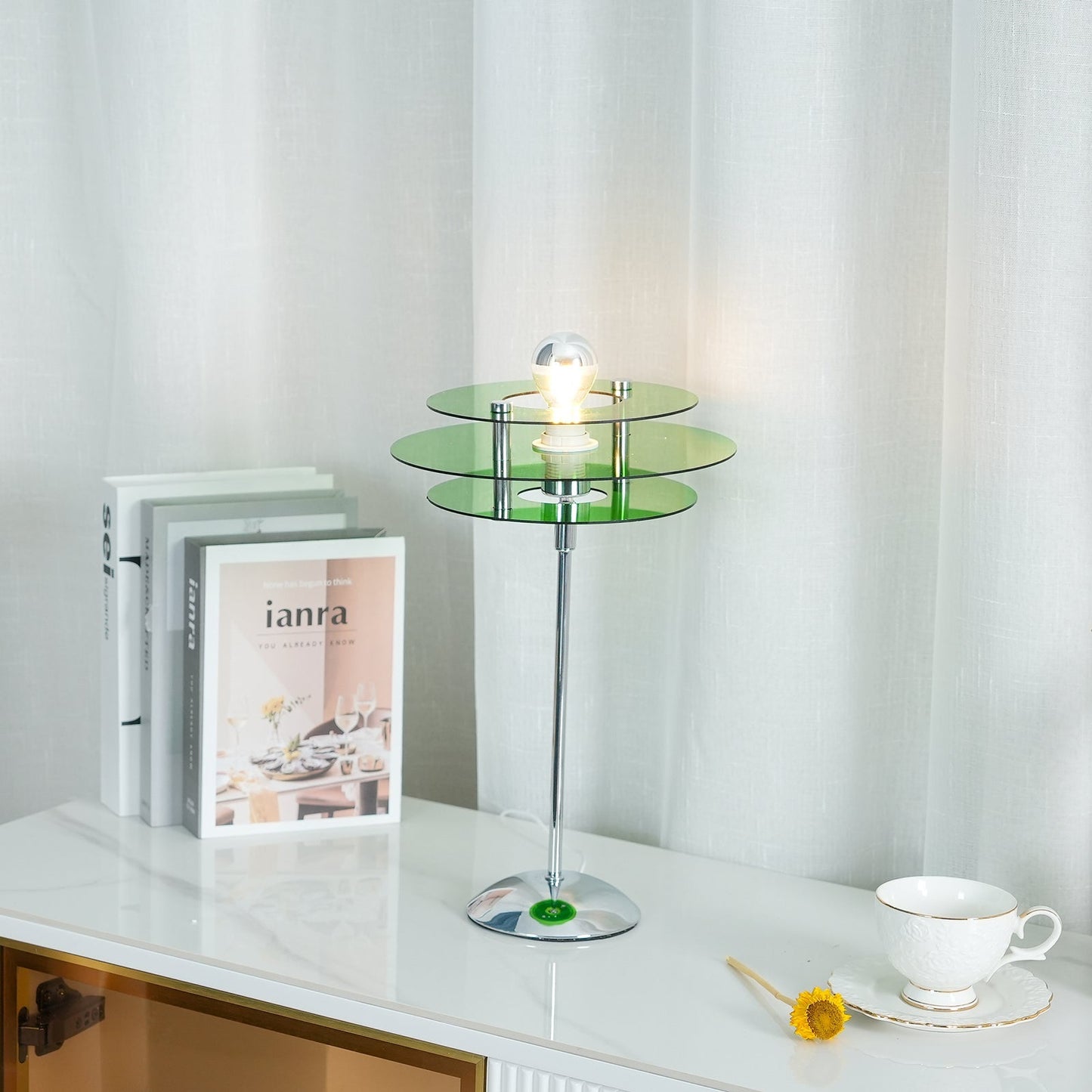 MirroredStyle - Geometrisk UFO Bordlampe