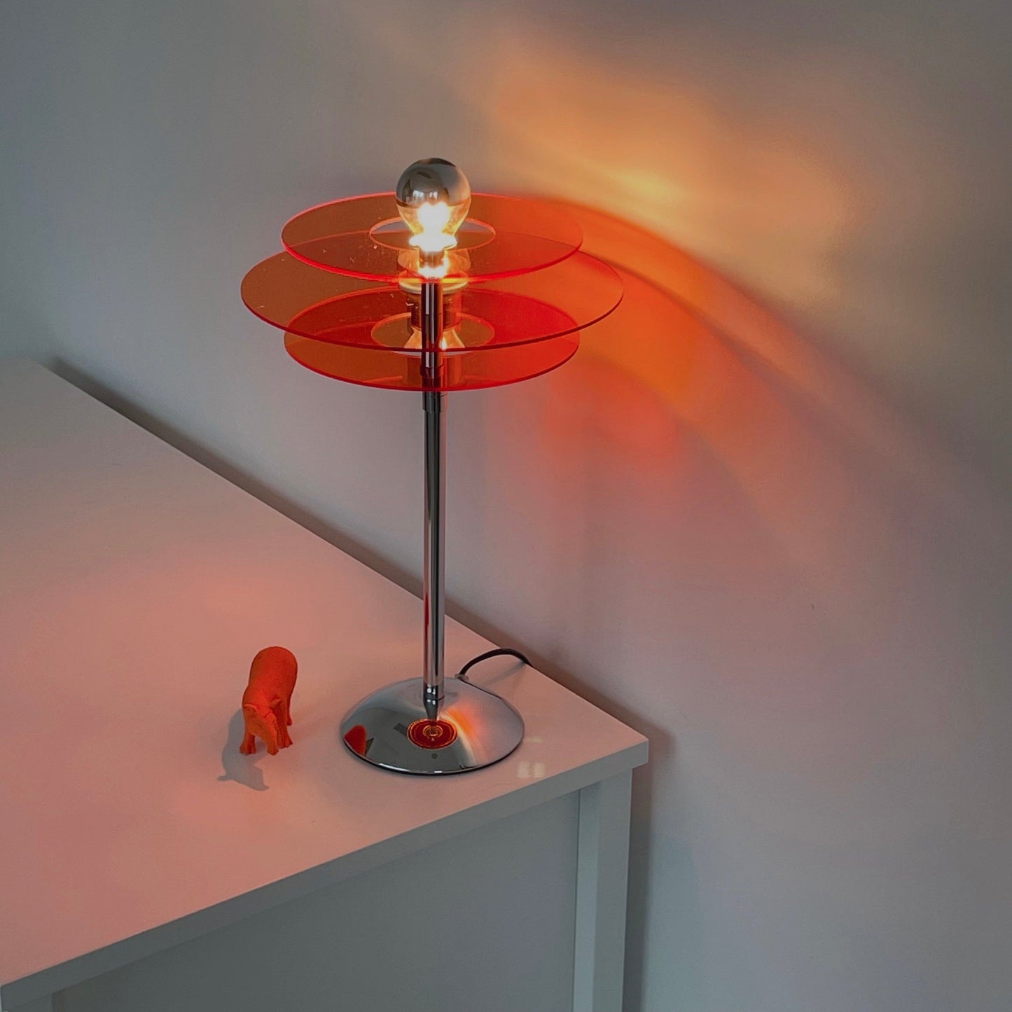 MirroredStyle - Geometrisk UFO Bordlampe